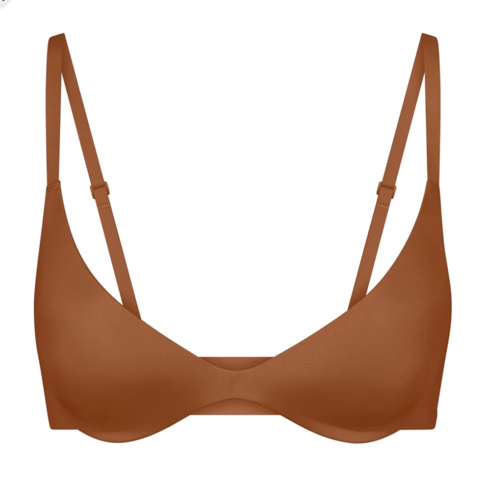 SKIMS wireless super push up bra 34DDD NWT